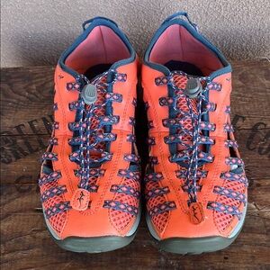 Chaco outdoor trail Vibrant Orange and Blue Outdoor Shoes